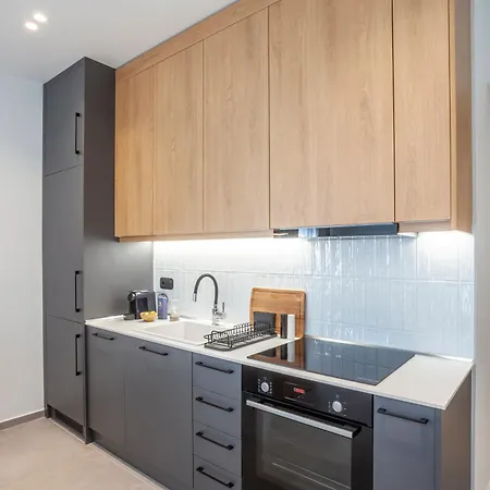 Mazi Charilaou 2,3 Apartment